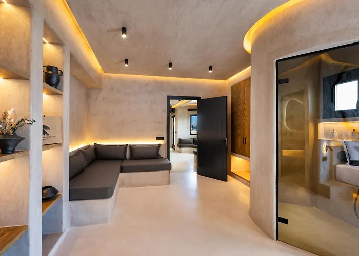 Senses Luxury Houses Fira 